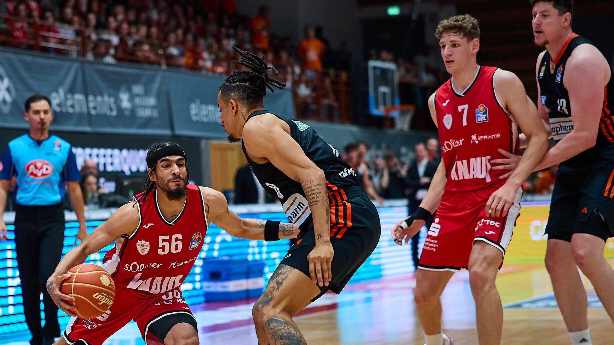 Spielszene Würzburg Baskets - Ulm