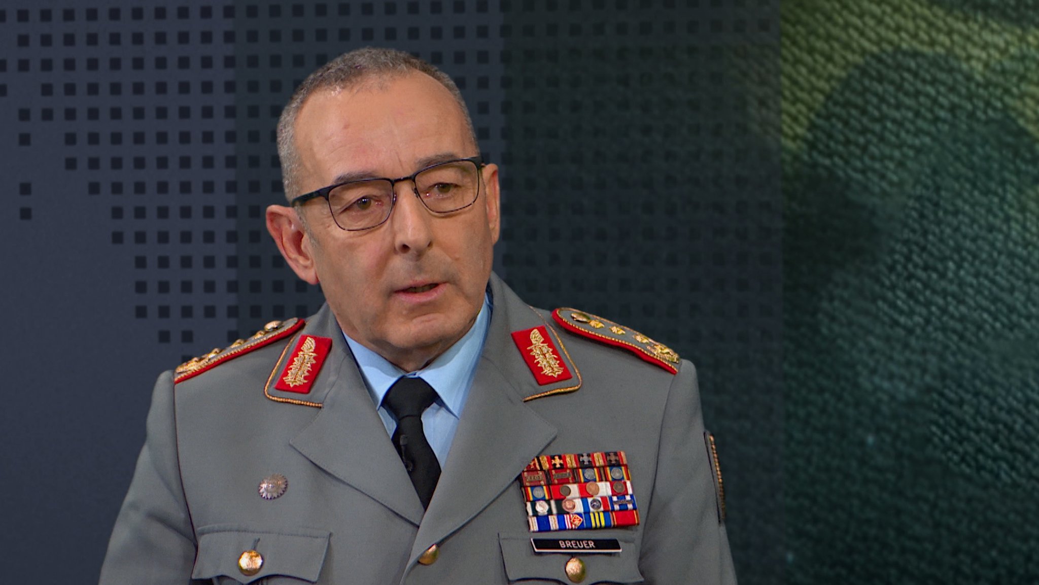 General Breuer: "Noch nie so bedrohlich wie jetzt gerade"